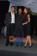 Hrithik Roshan, Aishwarya Rai, Sanjay Leela Bhansali at Guzaarish music launch in Yashraj Studios on 20th Oct 2010 (73).JPG